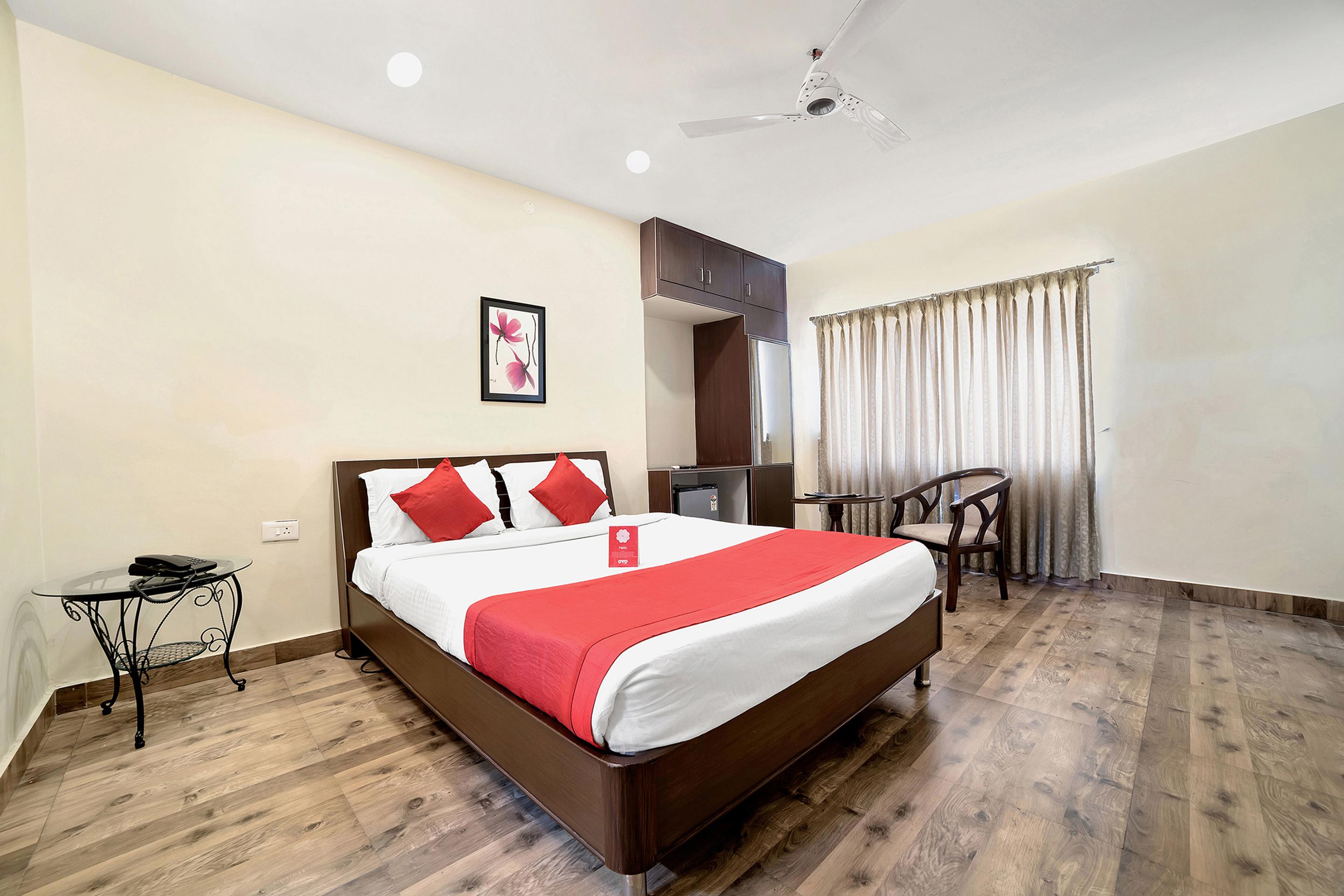 Oyo 674 Apartment Hotel Manar Luxury Suites Hyderabad Exterior foto