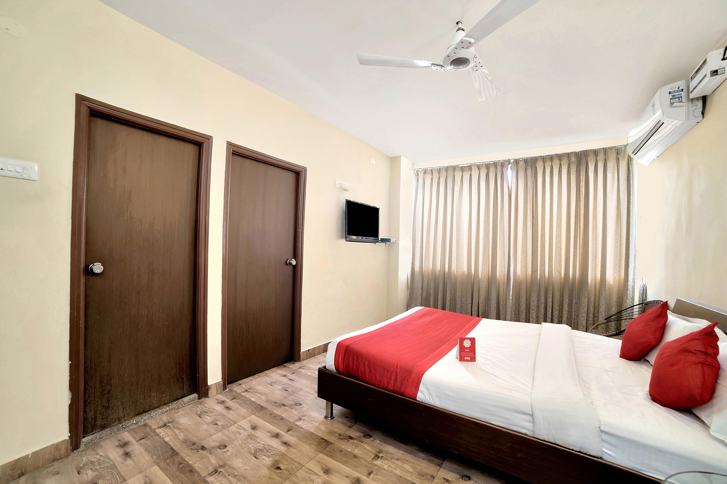 Oyo 674 Apartment Hotel Manar Luxury Suites Hyderabad Exterior foto