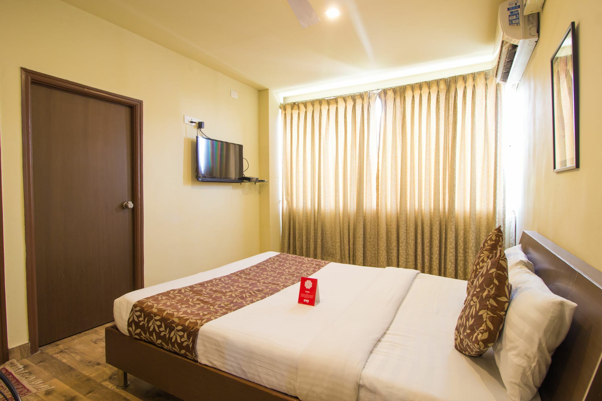 Oyo 674 Apartment Hotel Manar Luxury Suites Hyderabad Exterior foto