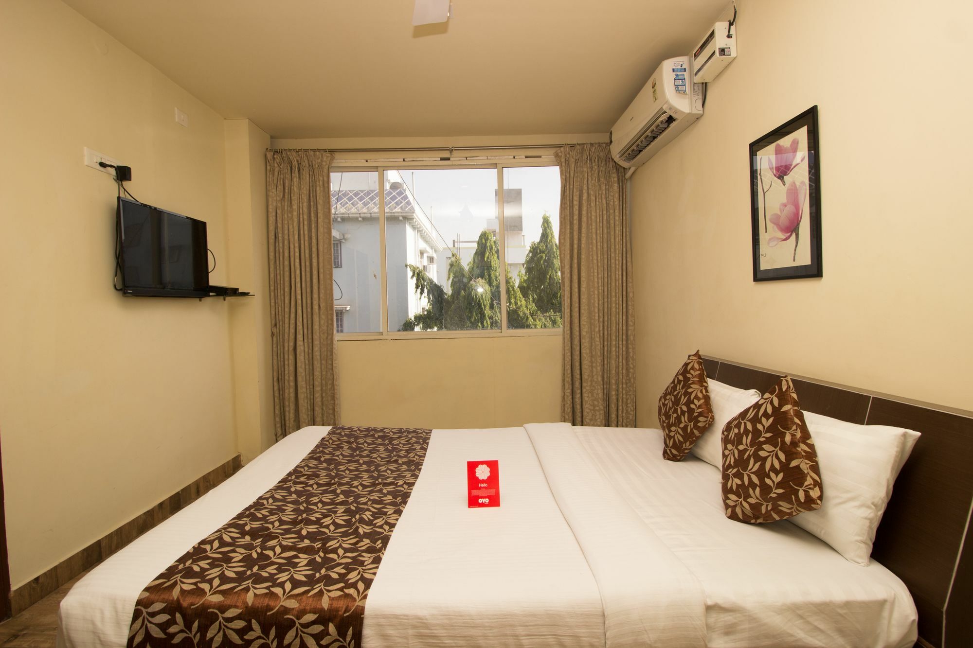 Oyo 674 Apartment Hotel Manar Luxury Suites Hyderabad Exterior foto