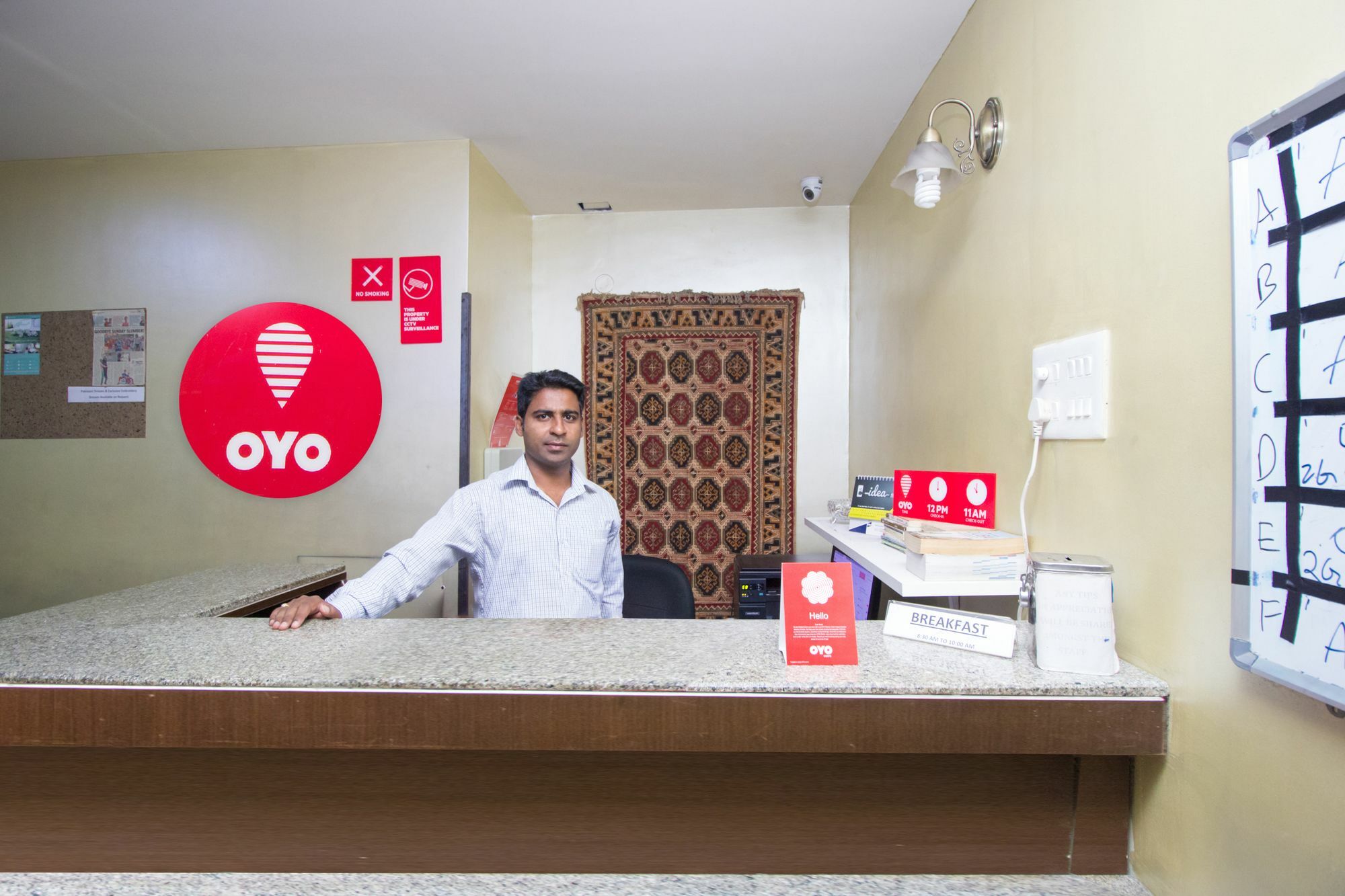 Oyo 674 Apartment Hotel Manar Luxury Suites Hyderabad Exterior foto
